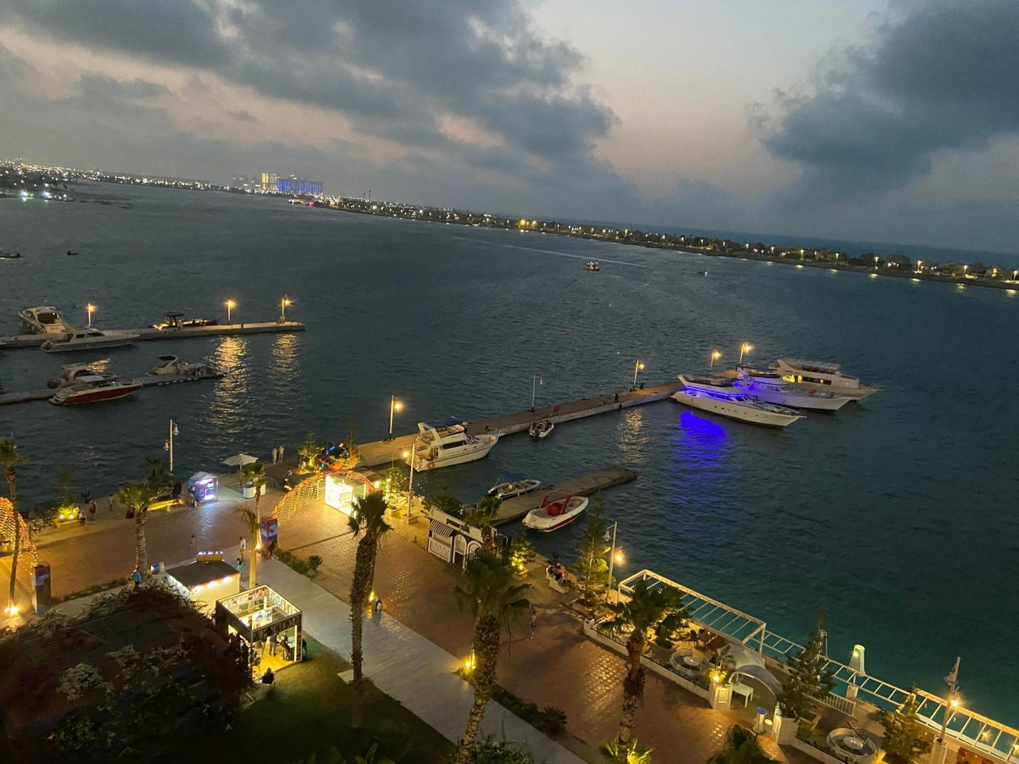 Executive Royal Tower - Sky Lounge