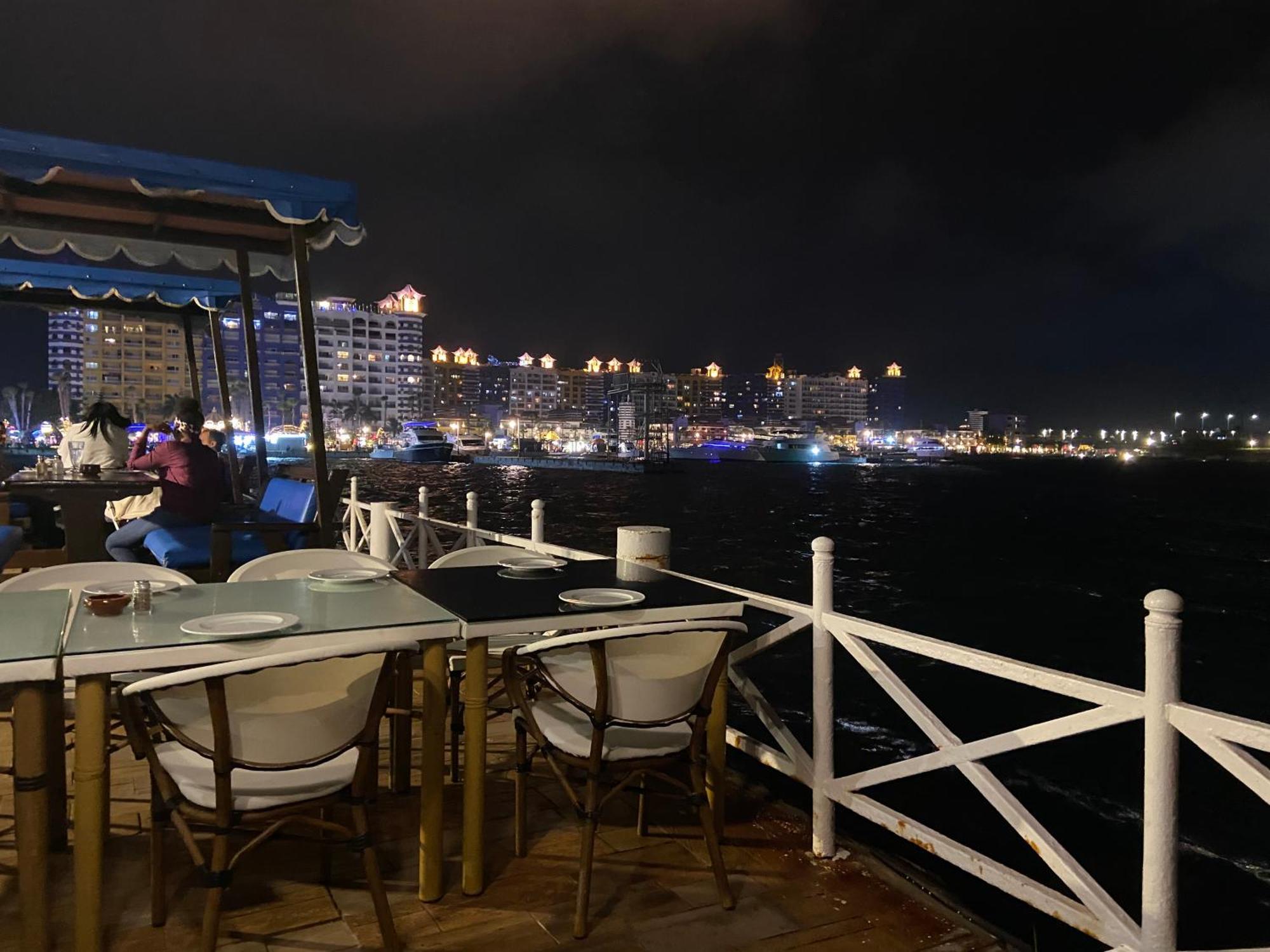 Executive Royal Tower - Sky Lounge Apartamento *